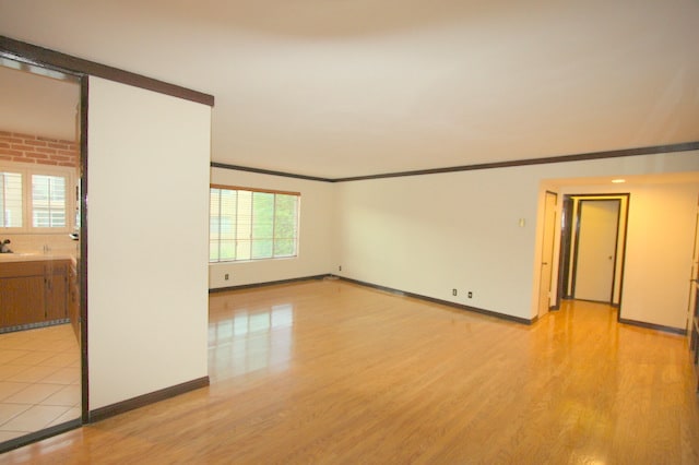 Building Photo - 645 Westmount Dr