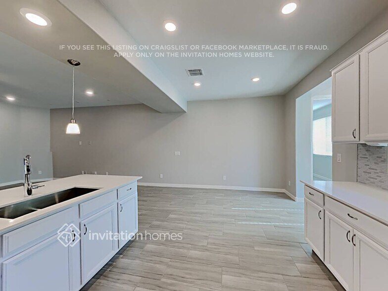 Building Photo - 16537 W Alameda Rd