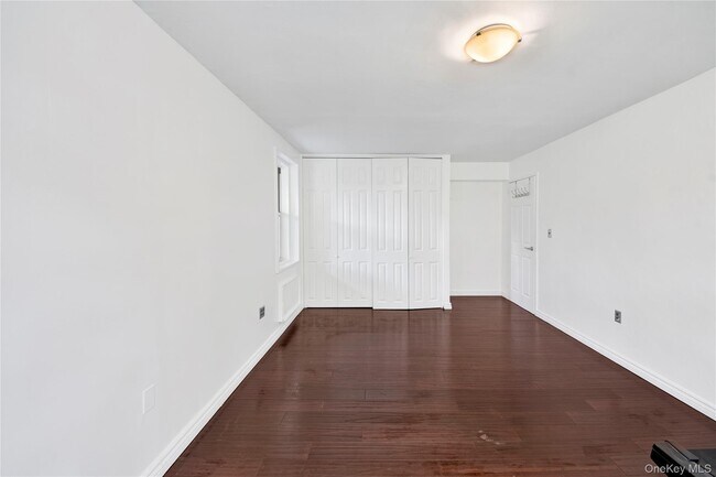 Building Photo - 1 Balint Dr