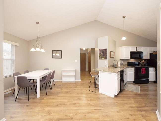 Building Photo - 3635 Wango Ct