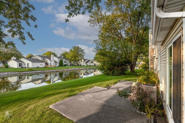 Building Photo - 1091 Colony Lake Dr