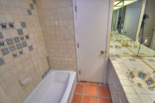 Building Photo - 2517 Tramway Terrace Ct NE