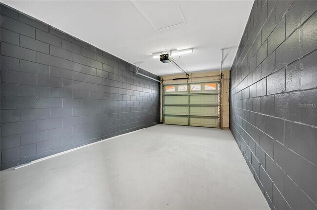 Building Photo - 7865 Sugar View Ct