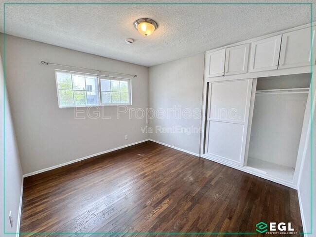 Building Photo - 11535 Sylvan St