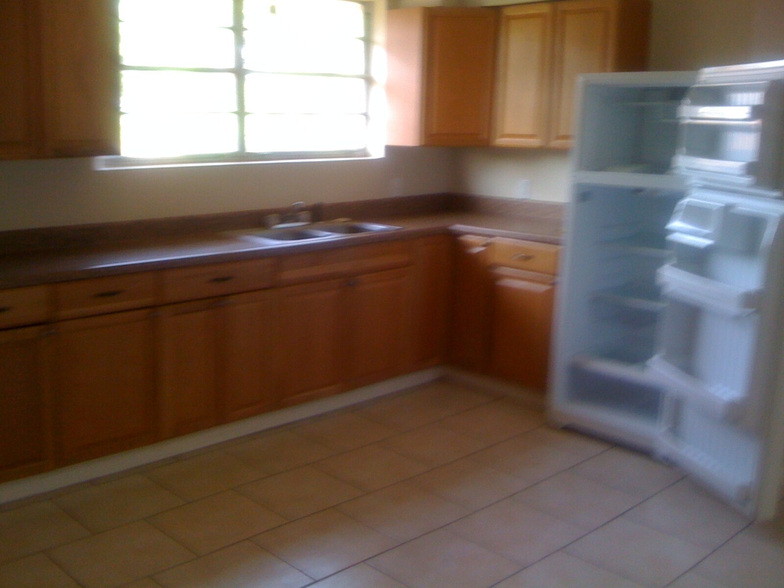 Building Photo - 2350 Lyndell Dr