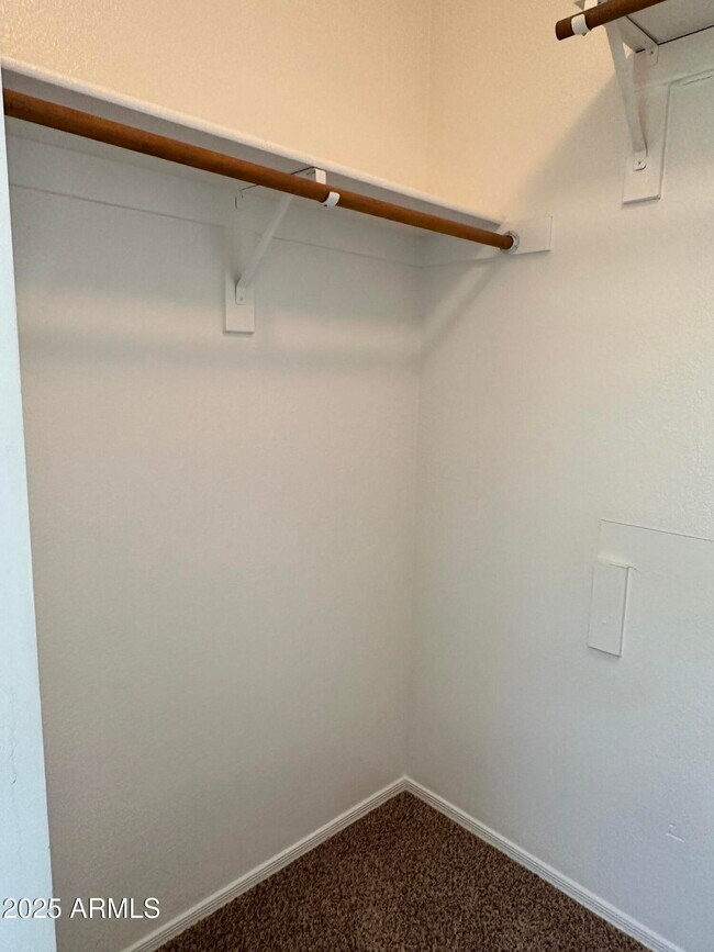 Building Photo - 8076 S Spur Trail Ct