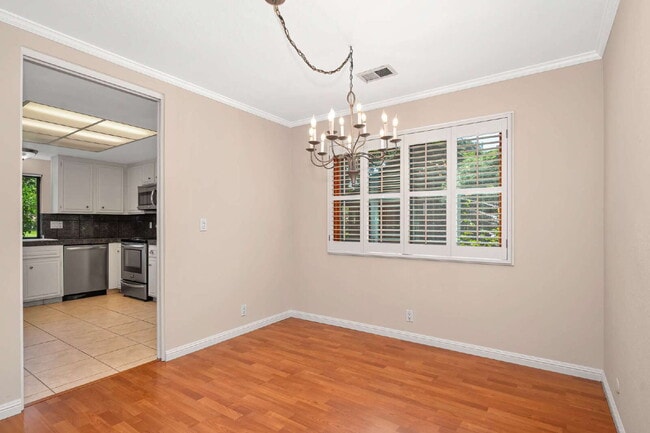 Building Photo - 44771 Garden Ct
