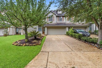 Building Photo - 103 Ledgestone Pl