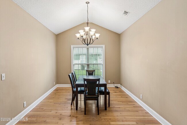 Building Photo - 53 Deer Ln