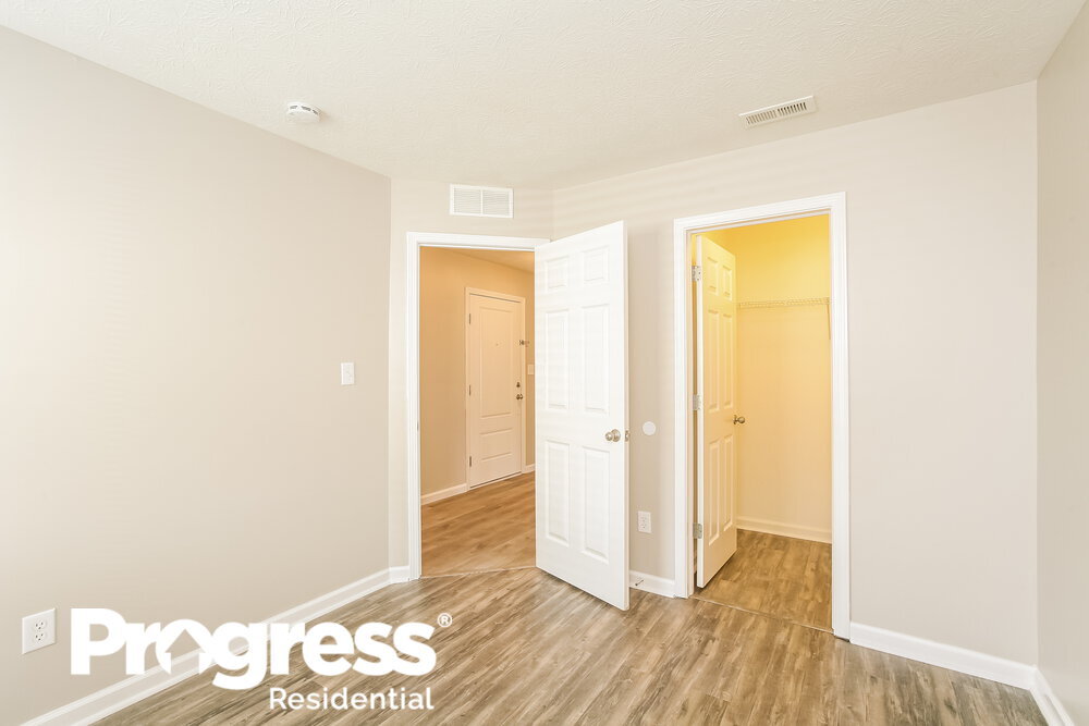 Building Photo - 4557 Walcott Dr