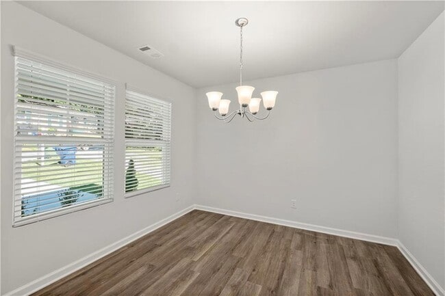 Building Photo - 1139 Lookout Ave NW