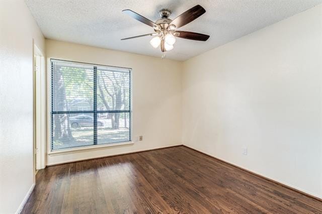 Building Photo - 10350 Country Club Dr