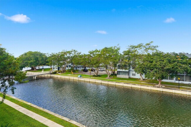 Building Photo - 8330 Sands Point Blvd