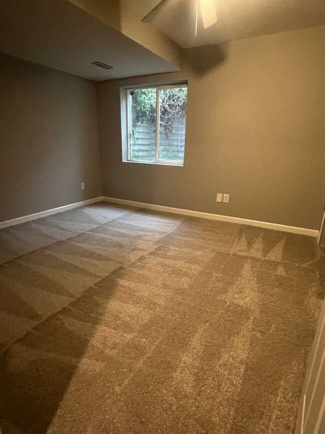 Building Photo - -$350.00 off  FIRST FULL MONTH'S RENT w/ 1...
