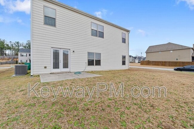 Building Photo - 5033 Vine Ln