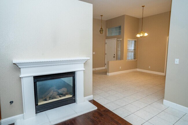 Building Photo - 1739 McKelvy Ave