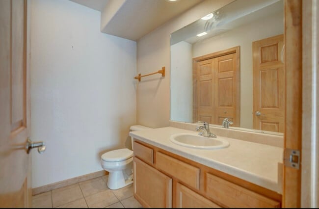 Building Photo - 2904 Kentville Dr