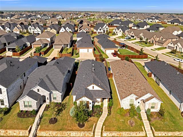 Building Photo - 8157 Mdw Vly Dr