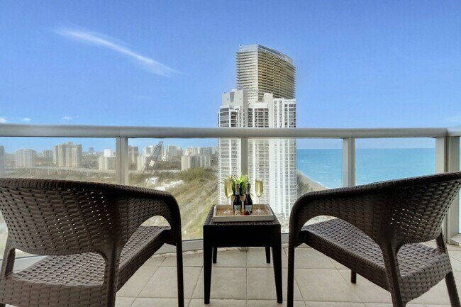 Building Photo - 18683 Collins Ave