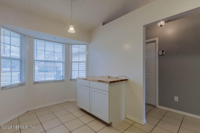 Building Photo - 7760 Allspice Cir W