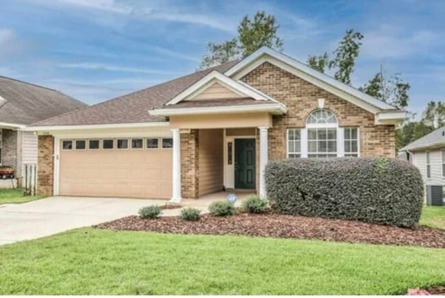 Building Photo - 9336 Royal Troon Dr