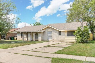 Building Photo - Upgraded 3-Bedroom Home in Southeast San Antonio