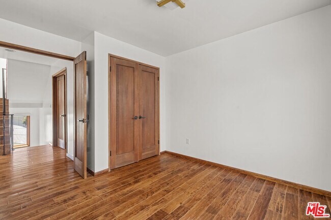 Building Photo - 660 San Juan Ave