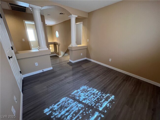 Building Photo - 7625 Good Fortune Ct