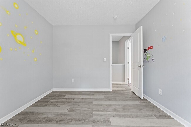Building Photo - 10342 Liberty Cove