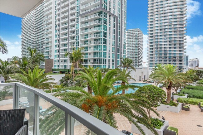 Primary Photo - 1060 Brickell Ave