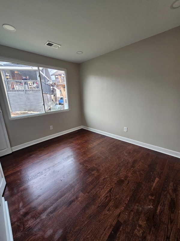 Building Photo - 4904 Sherman Oaks Dr