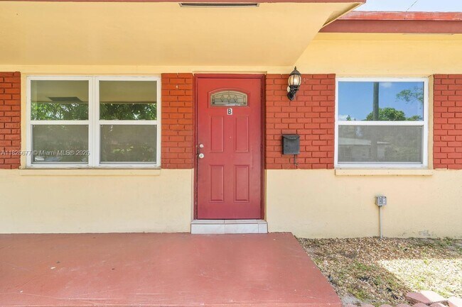 Building Photo - 535 NW 18th St