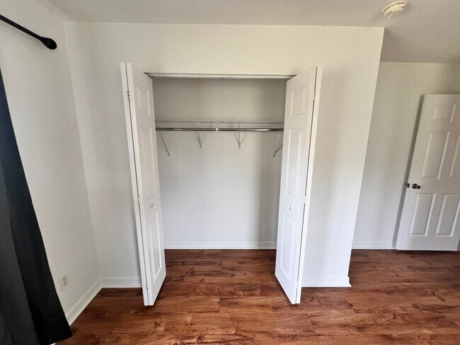 Building Photo - 10900 SW 45th Terrace