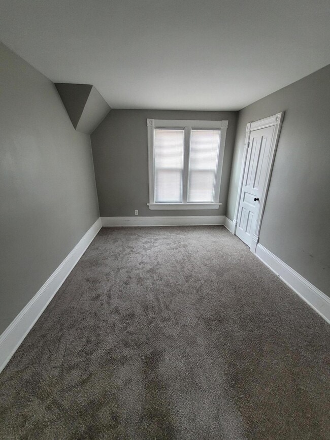 Building Photo - 4168A N 92nd St