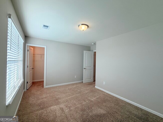 Building Photo - 301 Pescara Ct