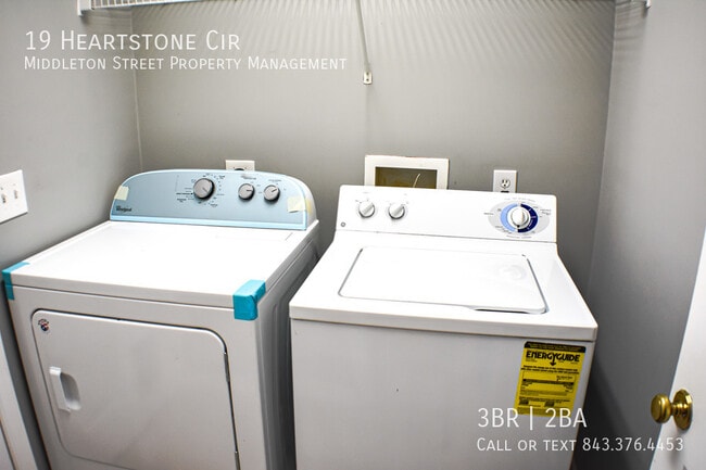 Building Photo - 19 Heartstone Cir