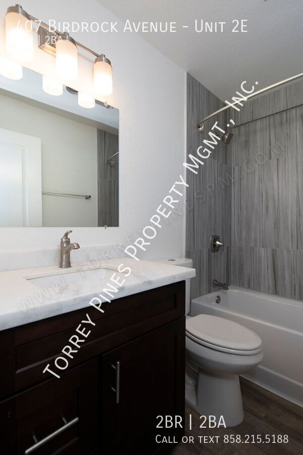 Building Photo - 2 Bedroom with W/D in Unit in a Beautiful ...