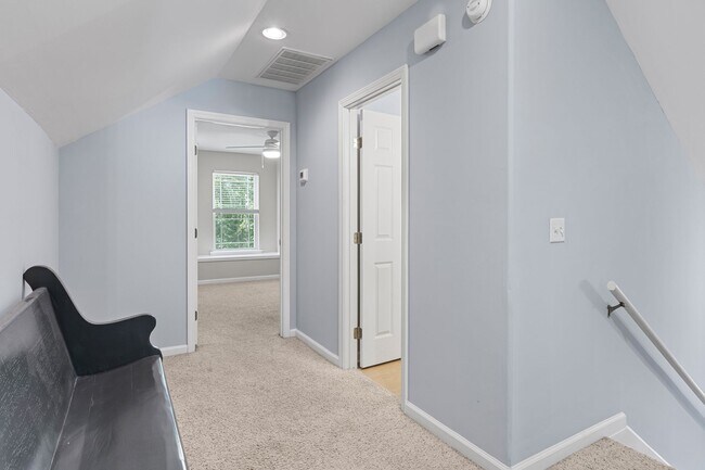Building Photo - 142 Cherryfield Ln
