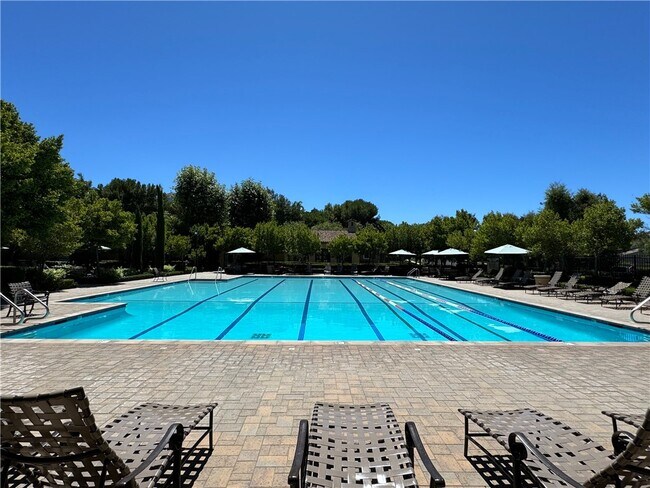 Building Photo - 19 Vernon