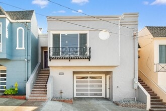 Building Photo - 2546 35th Ave