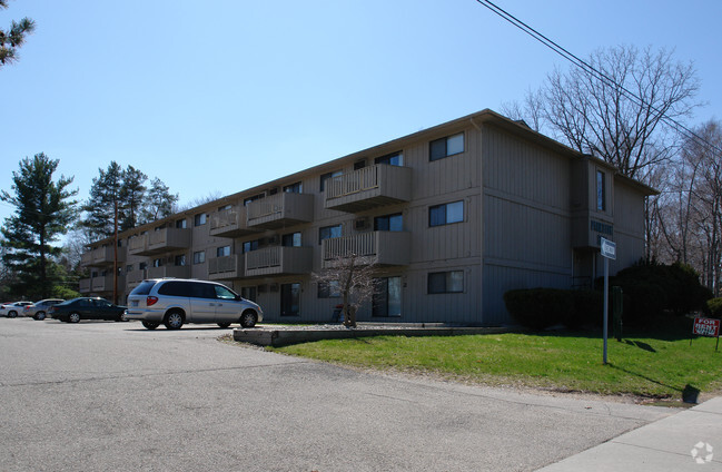 Building Photo - Parkside Apartments