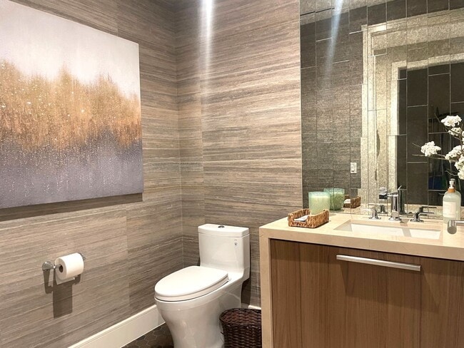 Building Photo - Luxury Furnished Gulf-Front Condo at The St. Regis Residences, Longboat Key, FL