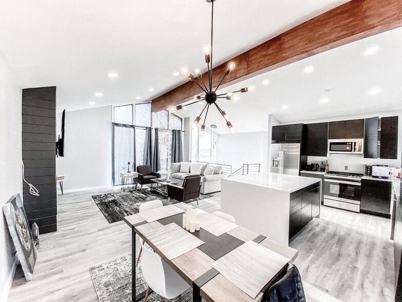 Building Photo - 9483 S Buttonwood Dr