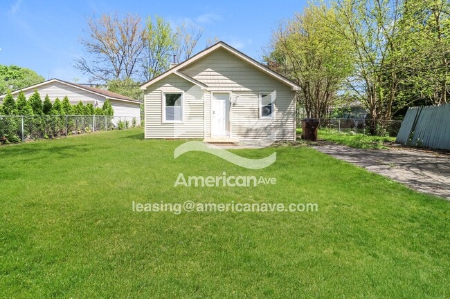 Building Photo - 8107 Janis St