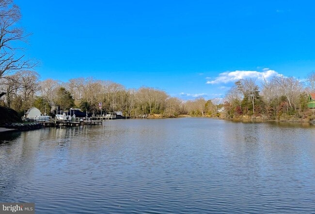 Building Photo - 45093 Smiths Nursery Rd