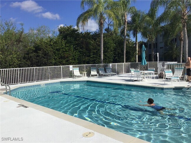 Building Photo - 28861 Bermuda Lago Ct