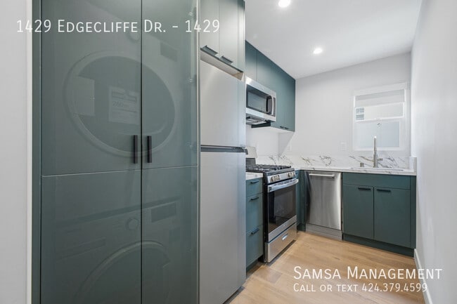 Building Photo - 1429 Edgecliffe Dr