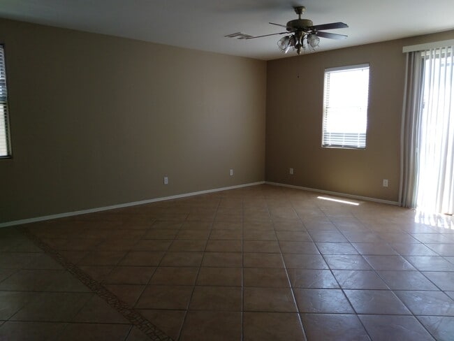 Building Photo - Maripoca Meadows 4bd 2.5bth for Rent