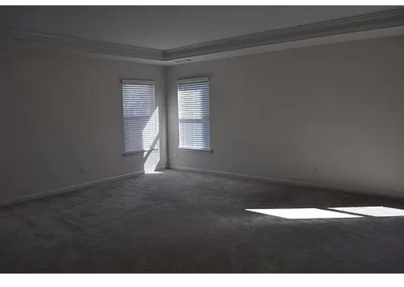 Building Photo - 6830 Rocking Horse Ln