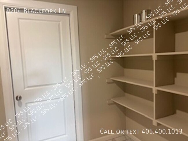 Building Photo - 9204 Blackfork Ln